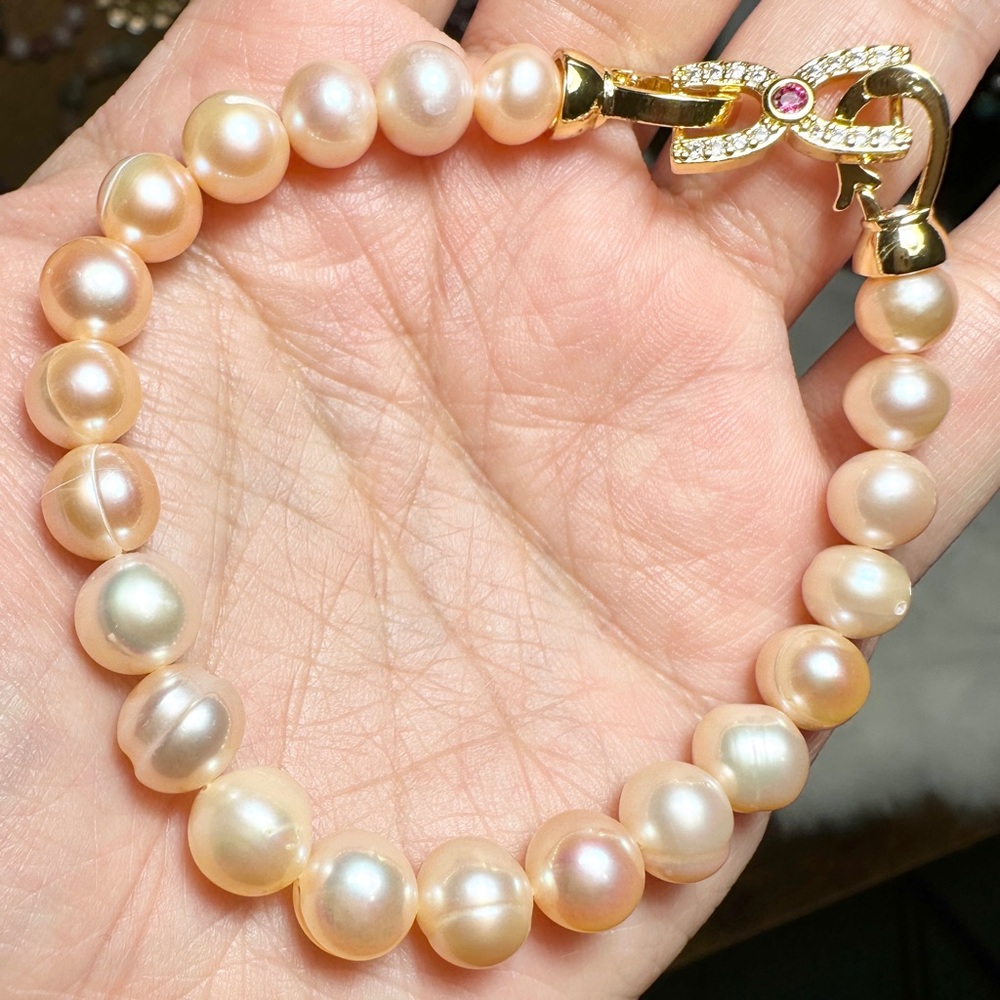 Elegant Pearl Bracelet with Gold Clasp 6.5+0.5 inches